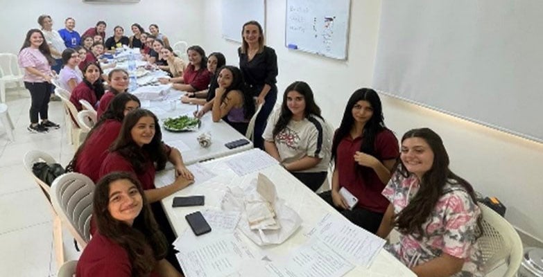 Teen-Program-Table-Photo2